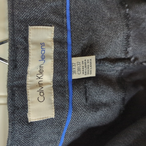 Pants - Picture 4 of 6